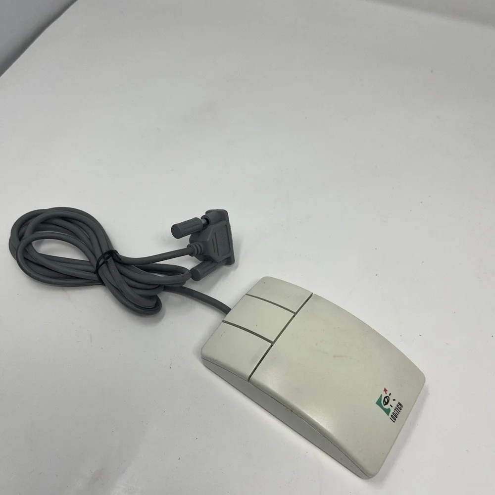 Logitech M-MD15L Ball Type Corded Computer Mouse w/ Serial Connector 3-Button